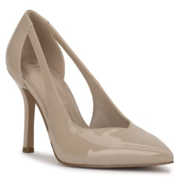 Shoes - Women's Pointed Toe Patent High Heels in Nude